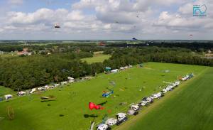 luchtfoto vliegerfeest Twenterand